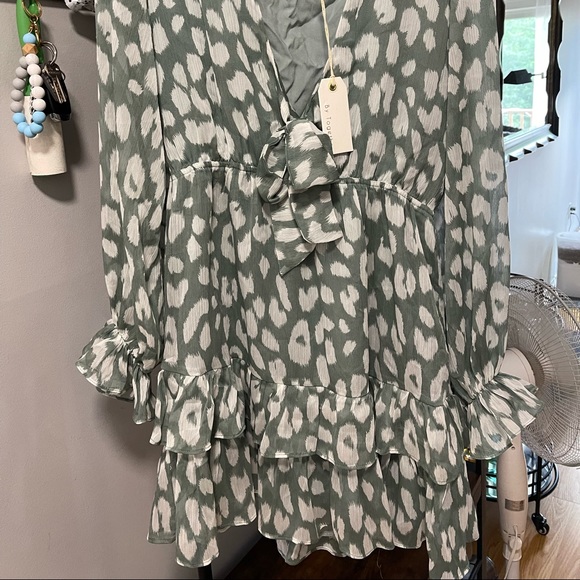 Green Leopard print dress from By Together - Picture 2 of 3